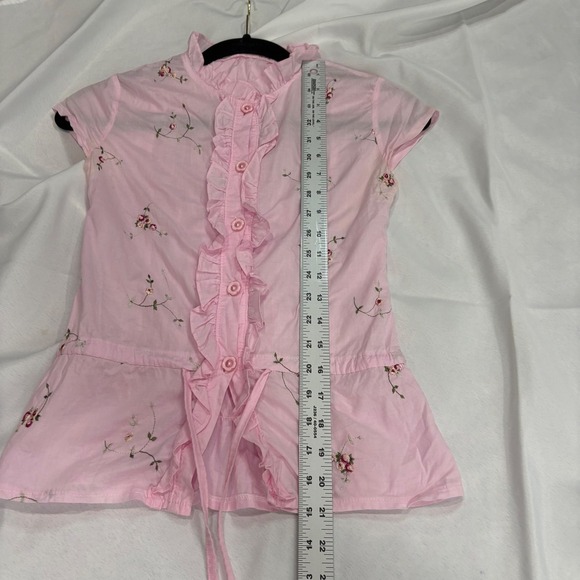 Vintage Y2K Pink Ditsy Floral Embroidered Ruffle Button Up Short Sleeve Blouse - Picture 3 of 4